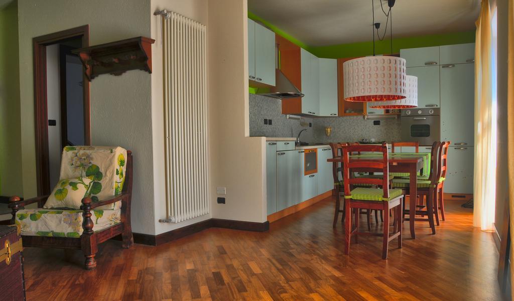 Ferienwohnung Locanda Spada Reale Frassino Zimmer foto